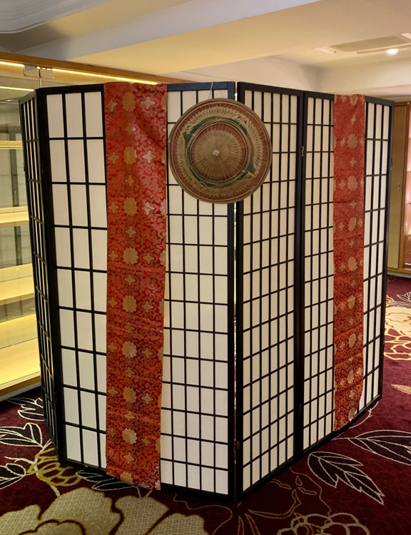 Asian Rice Paper Screen - Prop For Hire